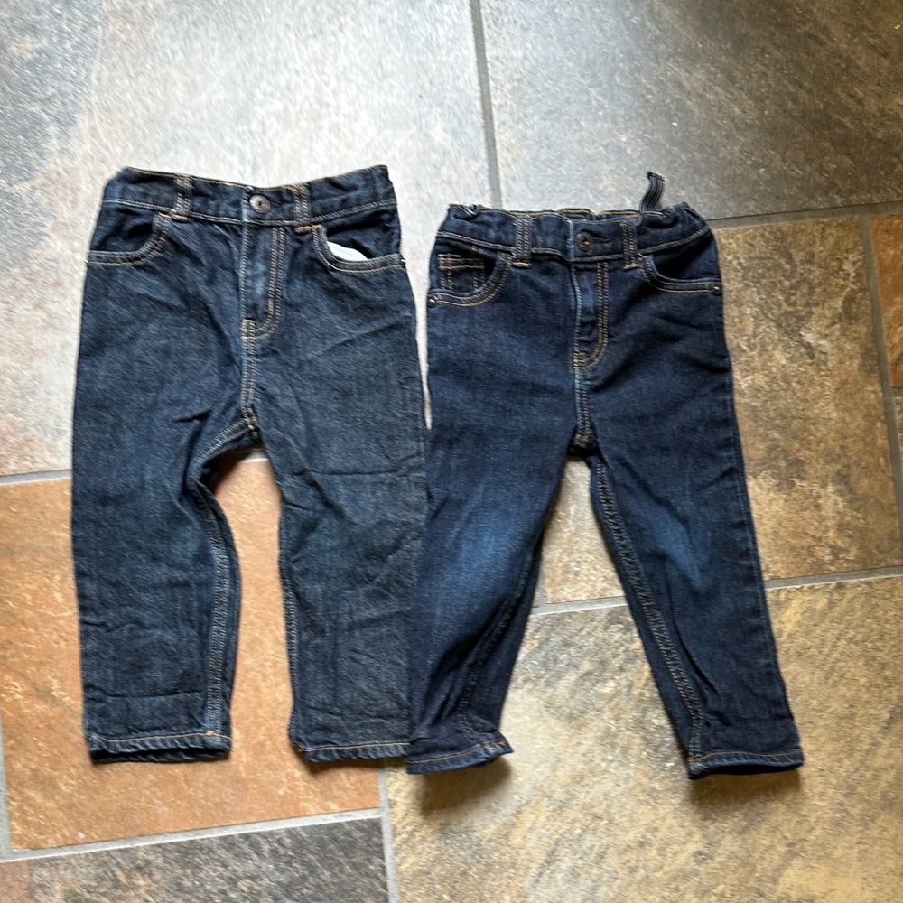Two pairs is Osh Kosh jeans for boys - size 24 months